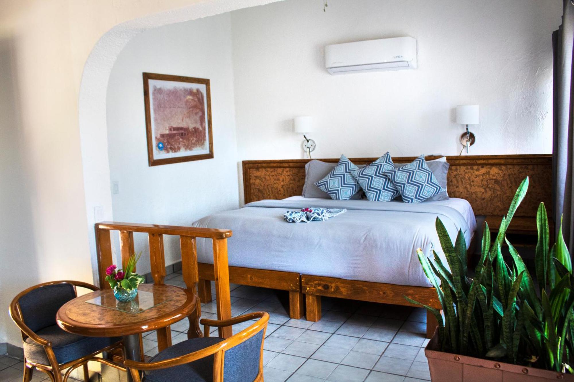Buena Vista Oceanfront & Hot Springs Resort Buenavista  Екстер'єр фото