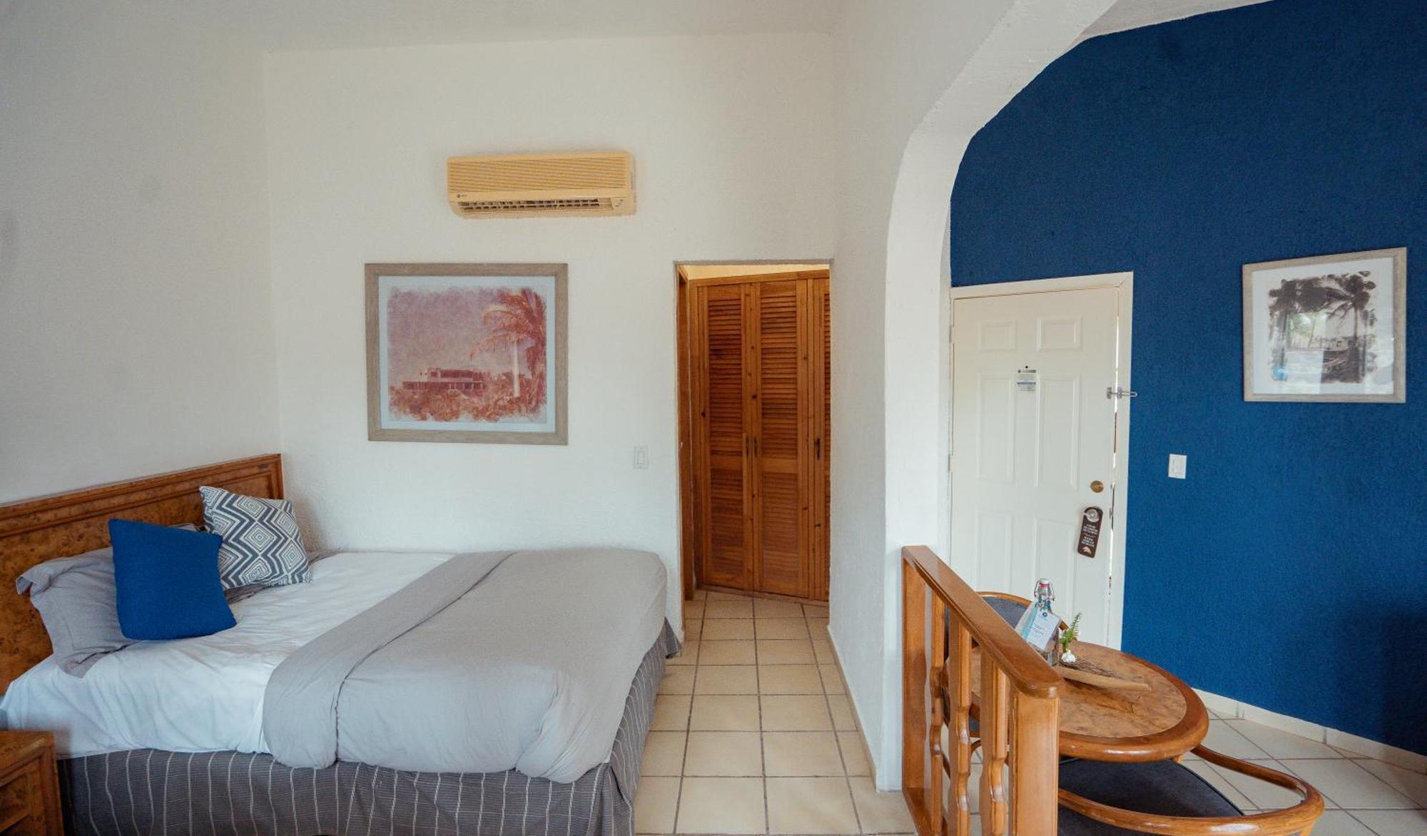 Buena Vista Oceanfront & Hot Springs Resort Buenavista  Екстер'єр фото